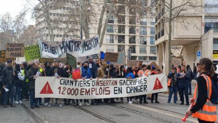 Le jeudi 24 février 2024, les structures d'Insertion par l'Activité Economiques se mobilisaient à Marseille contre la coupe de 35% des subventions du Conseil Régional © Collectif 05